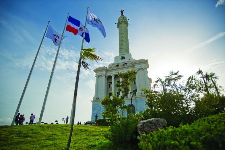 La Primera Jornada sobre Periodismo Escolar en Internet ser&aacute; realizada en Santo Domingo, organizada por el Centro de Informaci&oacute;n y Comunicaci&oacute;n (CICOM), con el patrocinio del Ministerio de Educaci&oacute;n (MINERD) y la participaci&oacute;n del Foro Iberoamericano sobre Estrategias de Comunicaci&oacute;n (FISEC). Teresa Tsuji y Rub&eacute;n Canella estar&aacute;n a cargo de llevar la popruesta del periodismo escolar a ese pa&iacute;s.